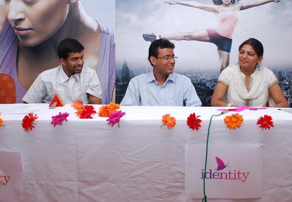 Vishnu Saraf at company press conference in 2008